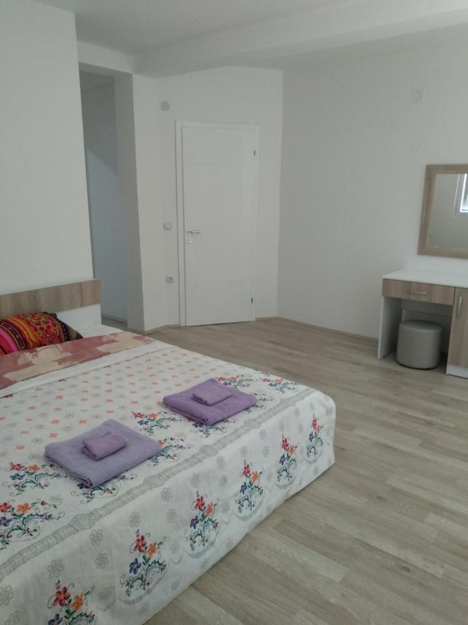 The Brothers Villa Hotel Охрид Экстерьер фото