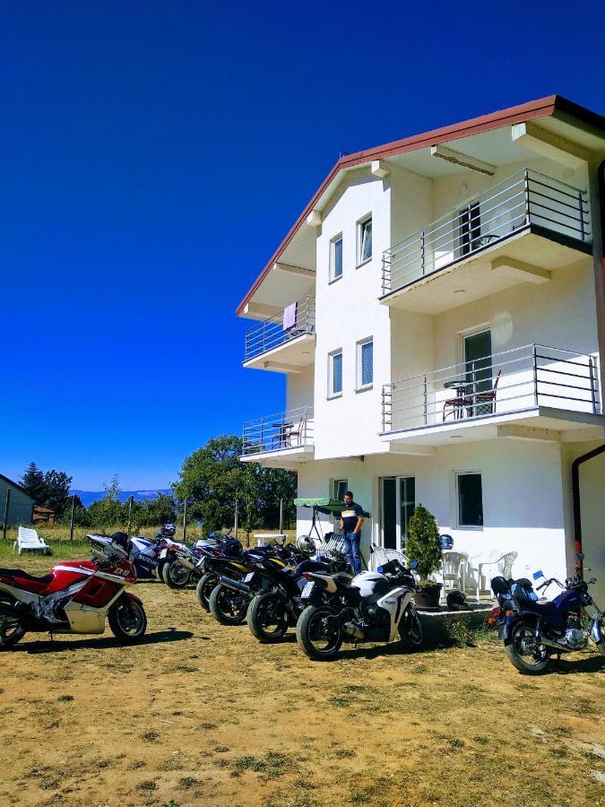 The Brothers Villa Hotel Охрид Экстерьер фото